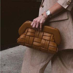 Themoire Bios Weaved Vegan Leather Clutch